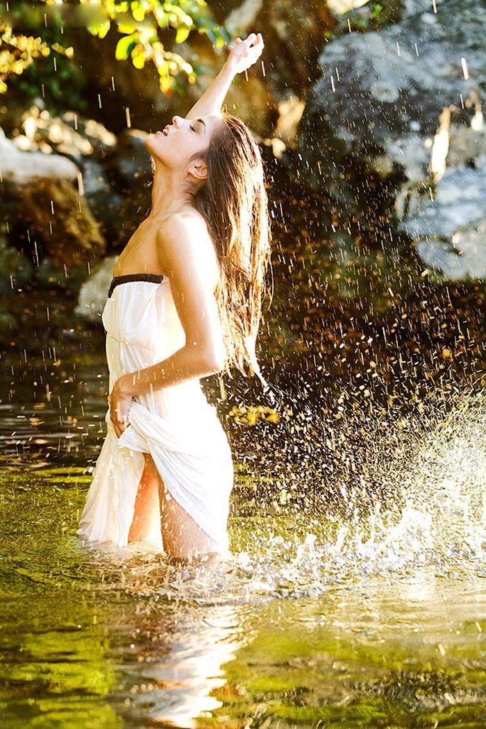 Marie Avgeropoulos in Hanoi