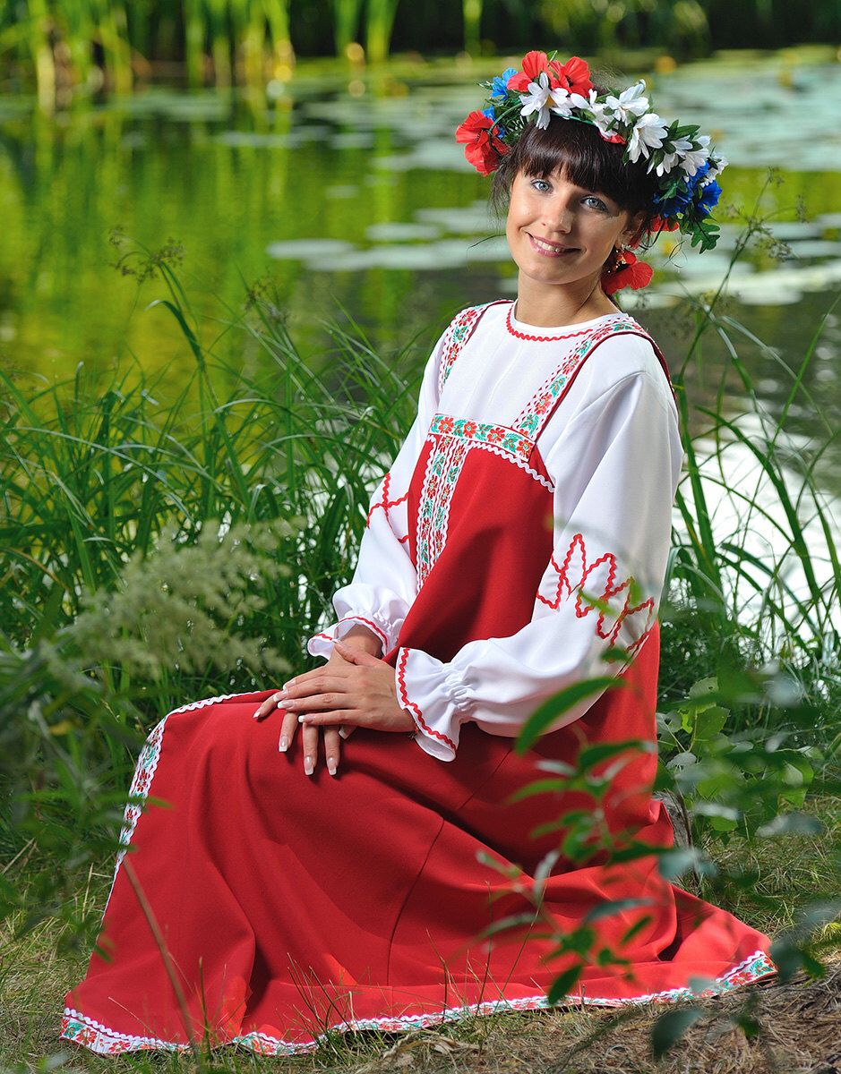 Beautiful girl Girls in Slavic costumes in Hanoi